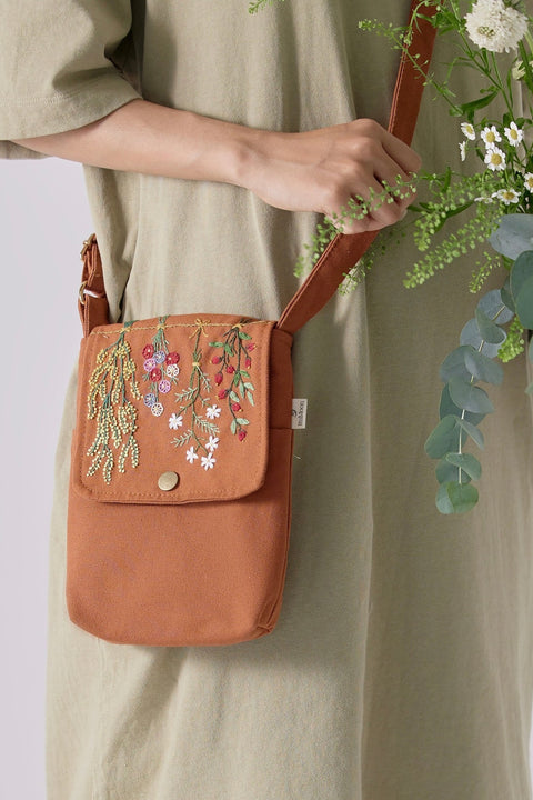 embroidered crossbody fanny bag