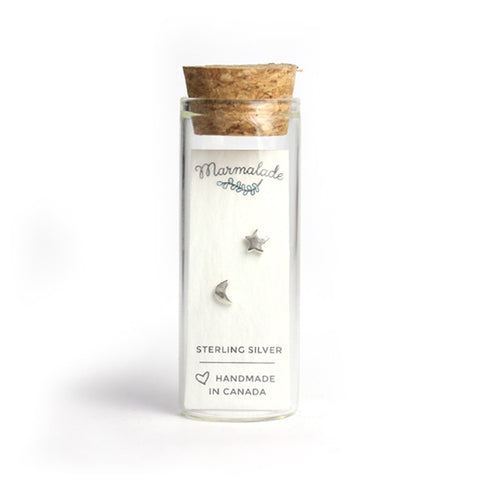 stud earrings