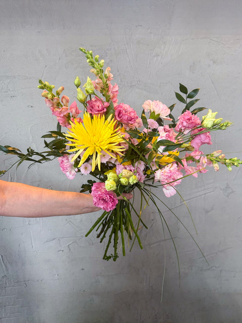 designer's choice hand-tied bunch